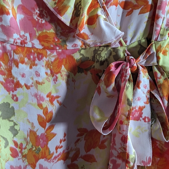 NWOT Vero Moda bright faux wrap dress - Picture 4 of 7